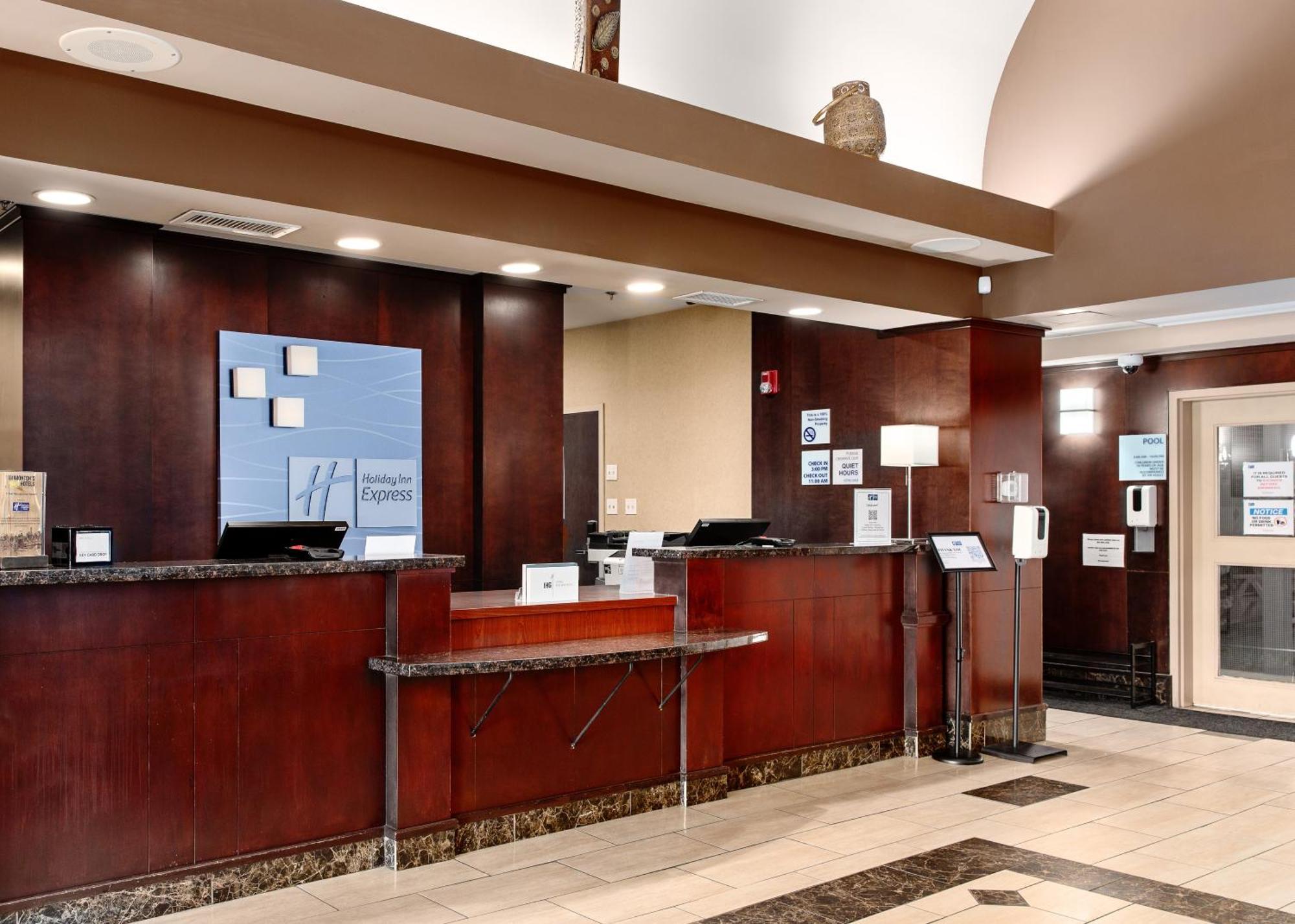 Holiday Inn Express Edmonton North By Ihg Luaran gambar